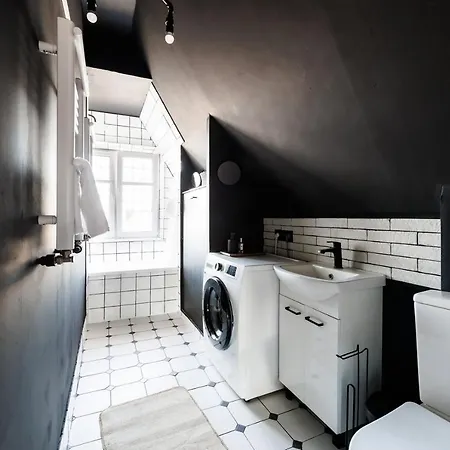 Apartment Attic Prostywynajem Stare