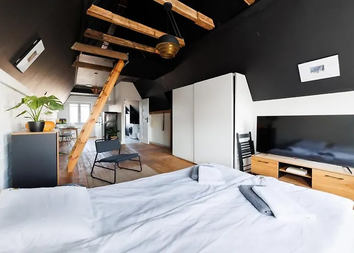 Attic Prostywynajem Stare Apartament Gdańsk